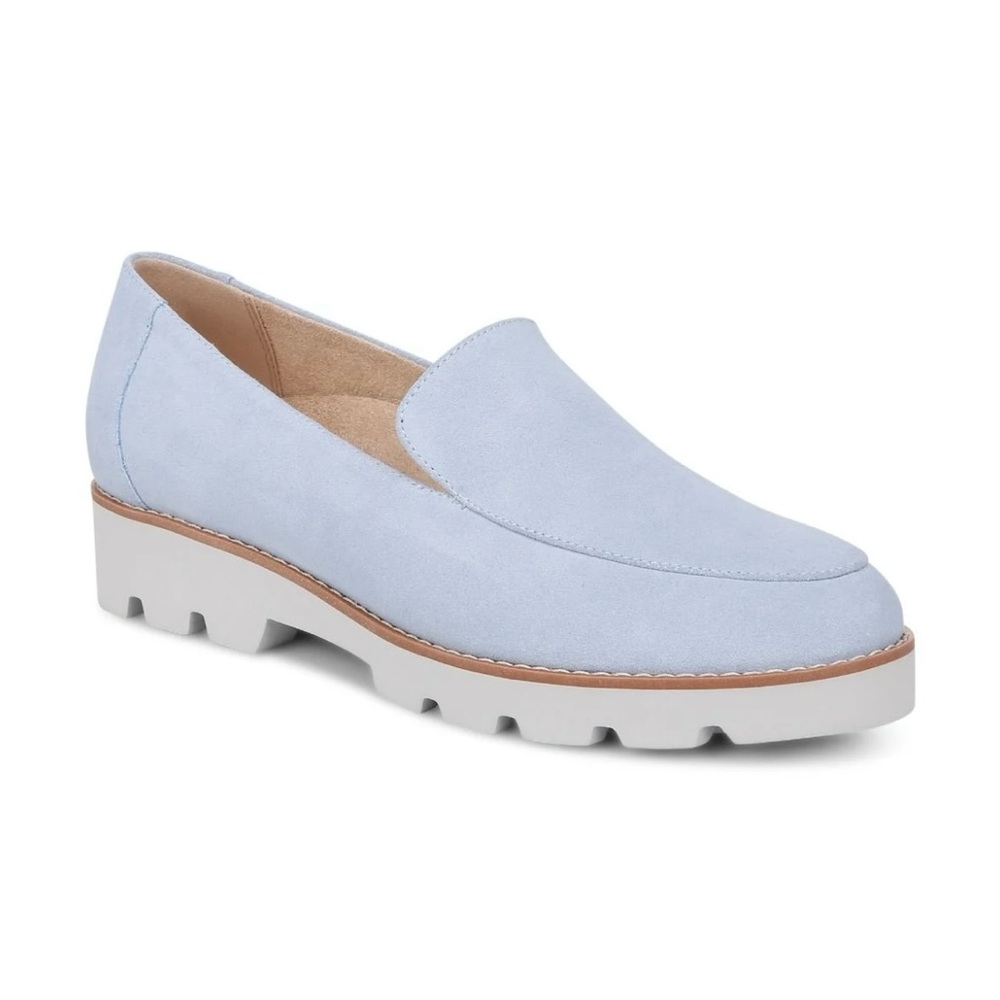 Never worn, in box VIONIC Kensley Loafer Blue Suede size 9W